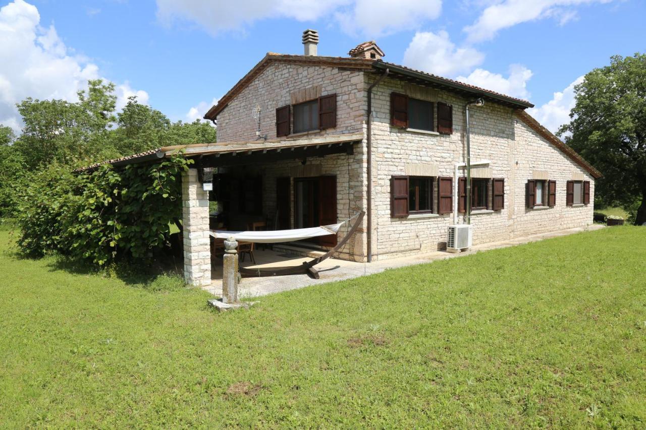 Vila Casa La Gorga Cagli Exteriér fotografie